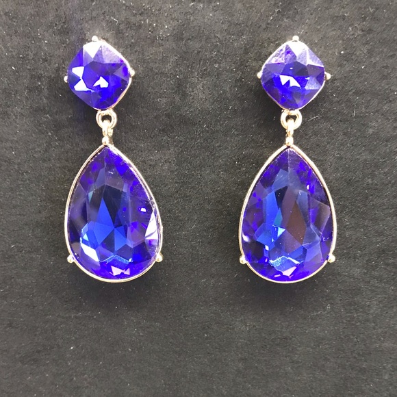 🆕 Anna & Ava Sapphire Colored Tear Drop Earrings - Picture 1 of 4